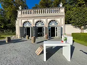 Pavillon d’Anatole de jour, espace de réception privatif dans le parc du Château d’Attre, Brugelette